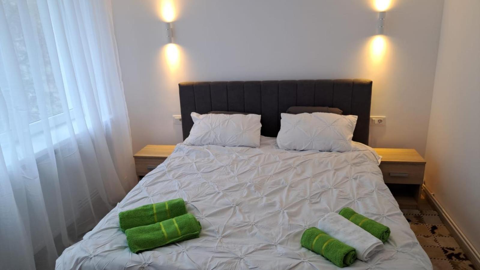 Apartament Kitty Centrul Istoric Κραϊόβα Εξωτερικό φωτογραφία